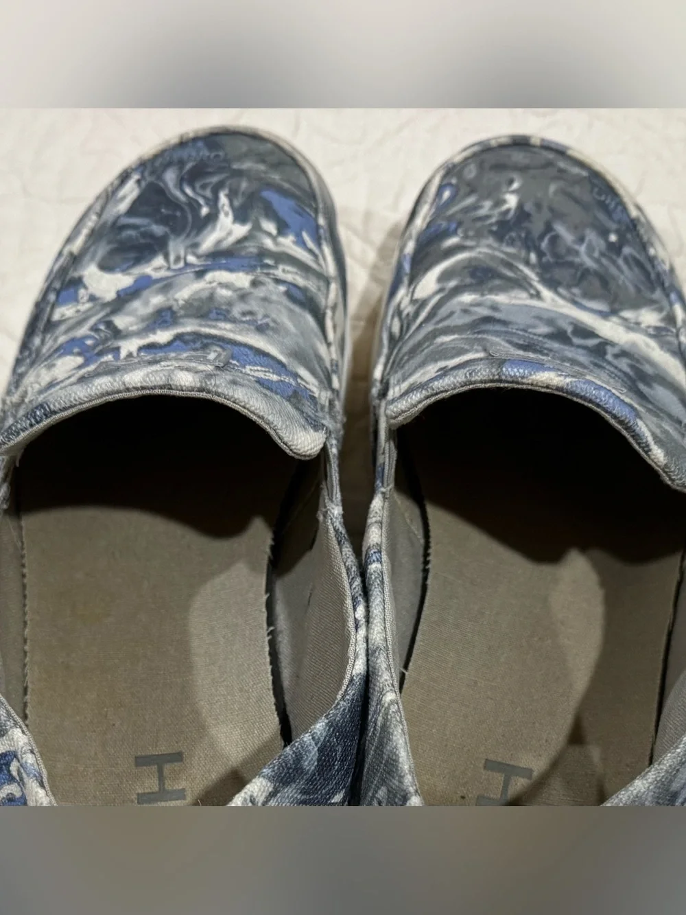 HUK Men’s Brewster Camo Slip On Boat Shoes Size 13 Blue and Gray